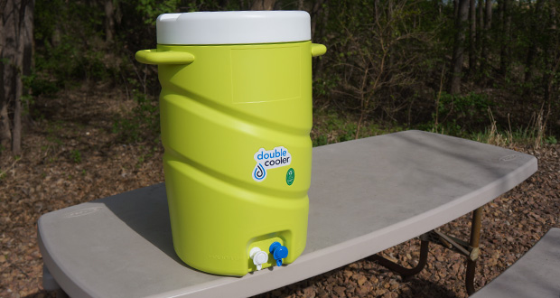 Double Cooler beverage dispenser