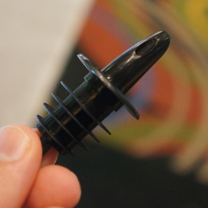 vapur vintage flexible wine carrier