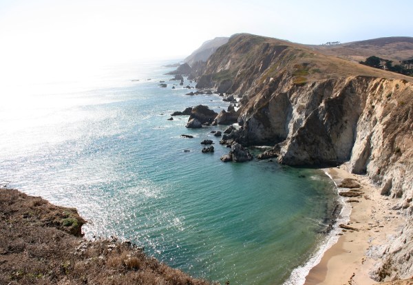 stranded hikers rescue remote beach